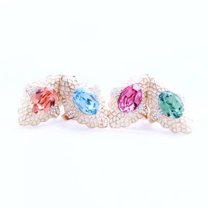 Textured Vintage Sparkling Ring
