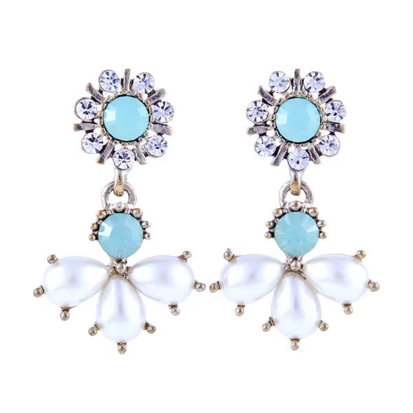 SAIVASS Stylish Earrings for Women – Minimalist Design