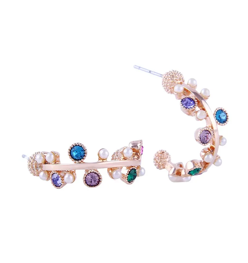 SAIVASS Statement Earrings for Women – Chic Style