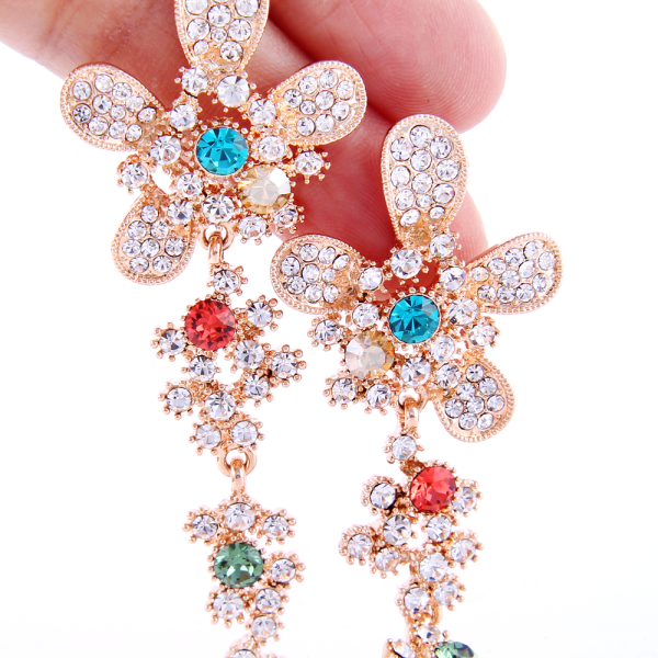 SAIVASS Vintage Earrings for Women – Classic Design