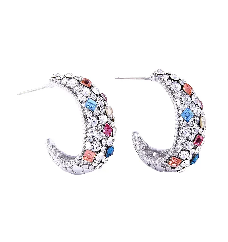 SAIVASS Statement Earrings for Women – Chic Style