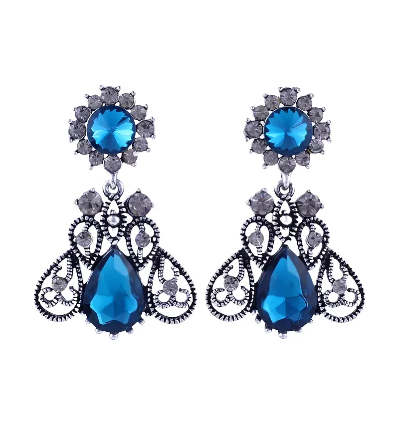 SAIVASS Dainty Earrings for Women – Everyday Wear