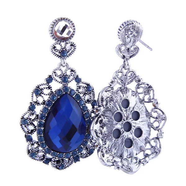 SAIVASS Stylish Earrings for Women – Minimalist Design