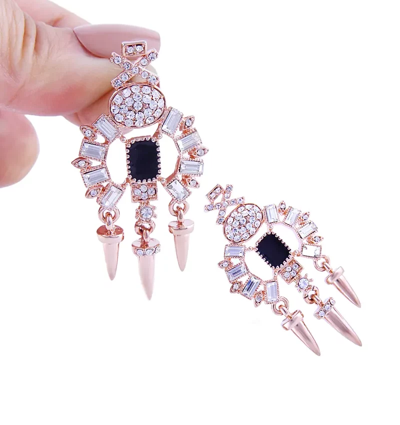 SAIVASS Stylish Earrings for Women – Minimalist Design