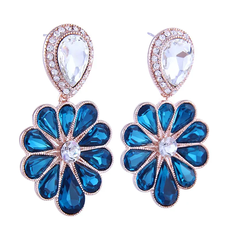 SAIVASS Stylish Earrings for Women – Minimalist Design