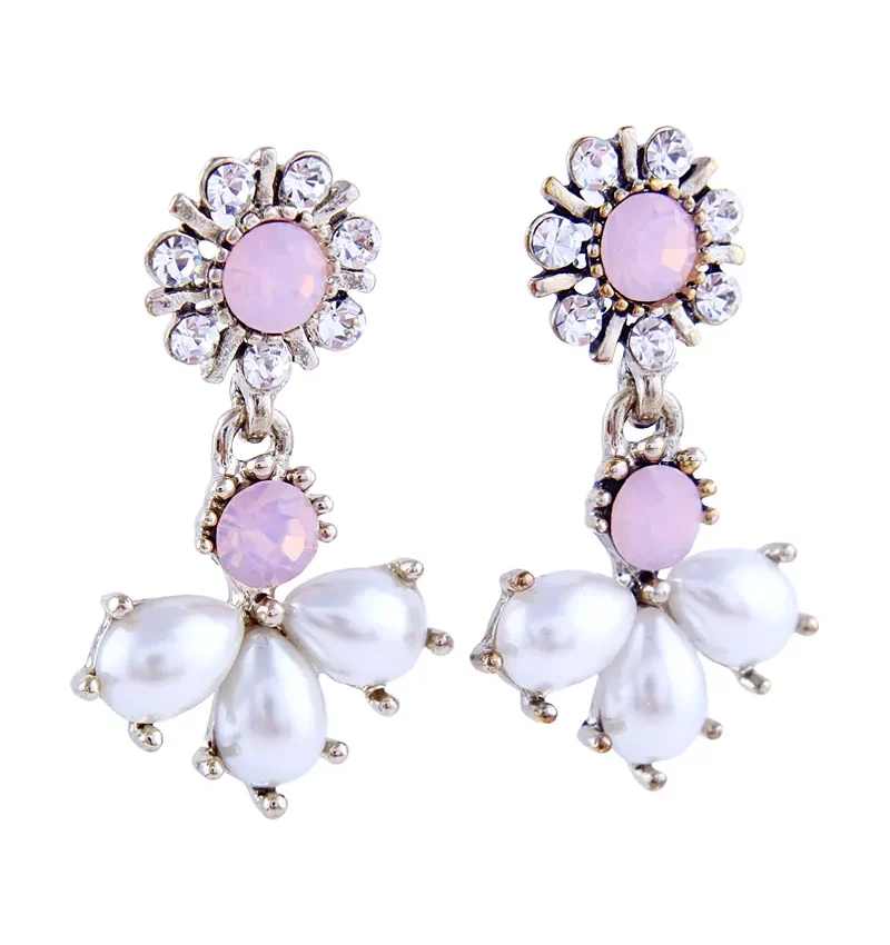 SAIVASS Stylish Earrings for Women – Minimalist Design