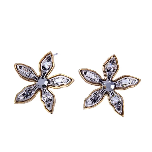 SAIVASS Stylish Earrings for Women – Minimalist Design