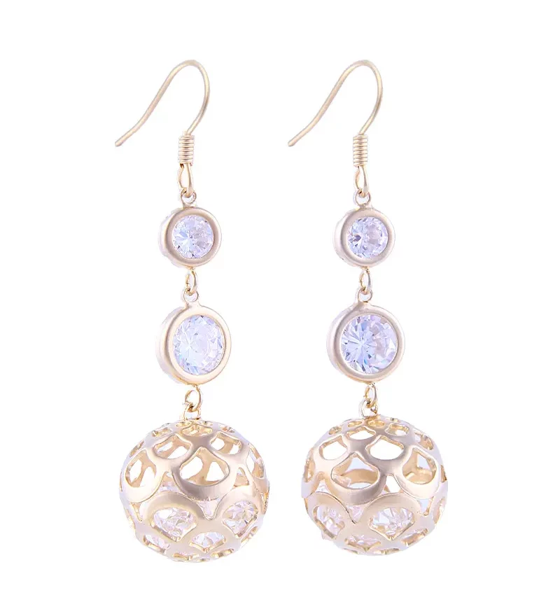 SAIVASS Stylish Earrings for Women – Minimalist Design