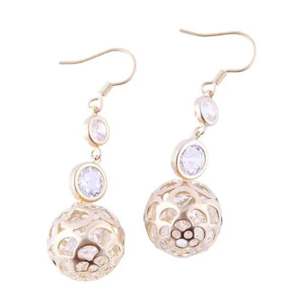 SAIVASS Stylish Earrings for Women – Minimalist Design