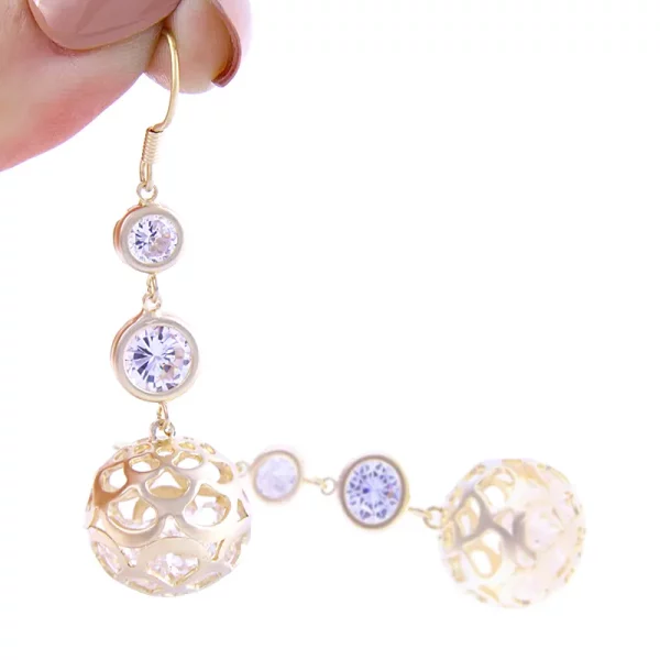 SAIVASS Stylish Earrings for Women – Minimalist Design