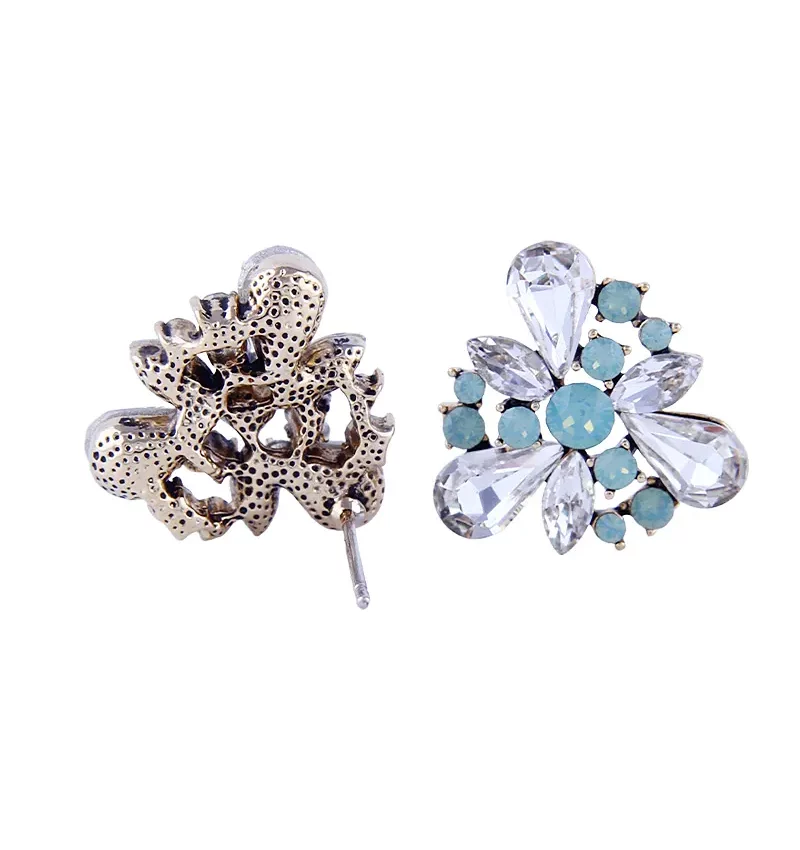 SAIVASS Stylish Earrings for Women – Minimalist Design