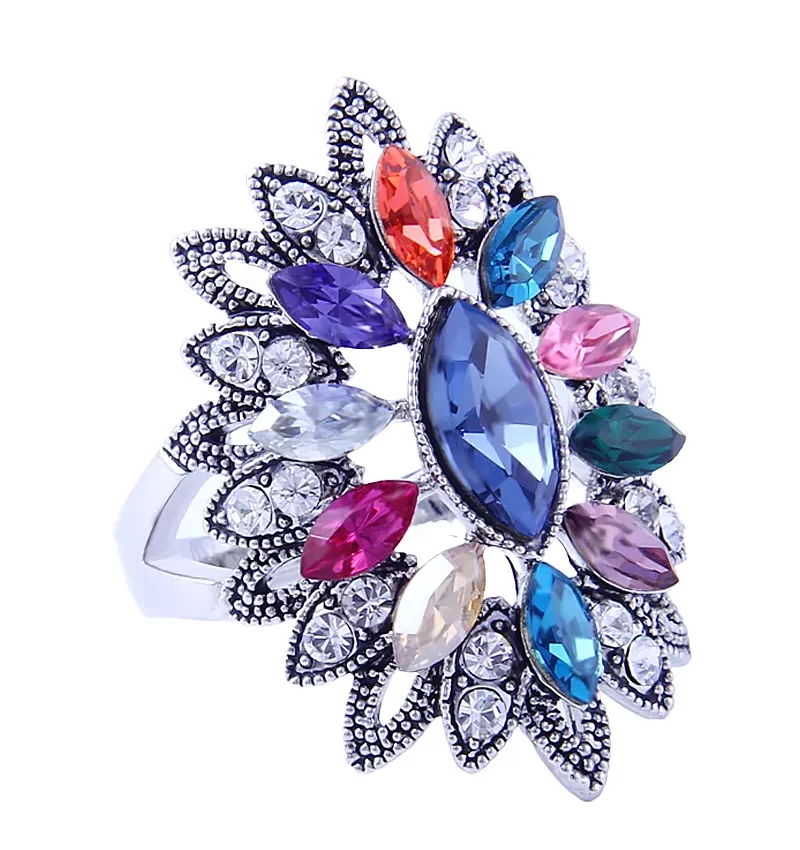 SAIVASS Statement Ring for Women – Chic Style