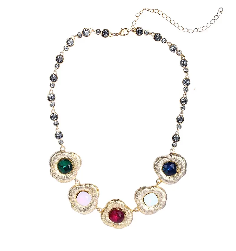 SAIVASS Stylish Necklace for Women – Minimalist Design