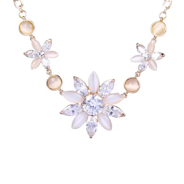 SAIVASS Fashion Necklace for Women – Trendy Jewelry