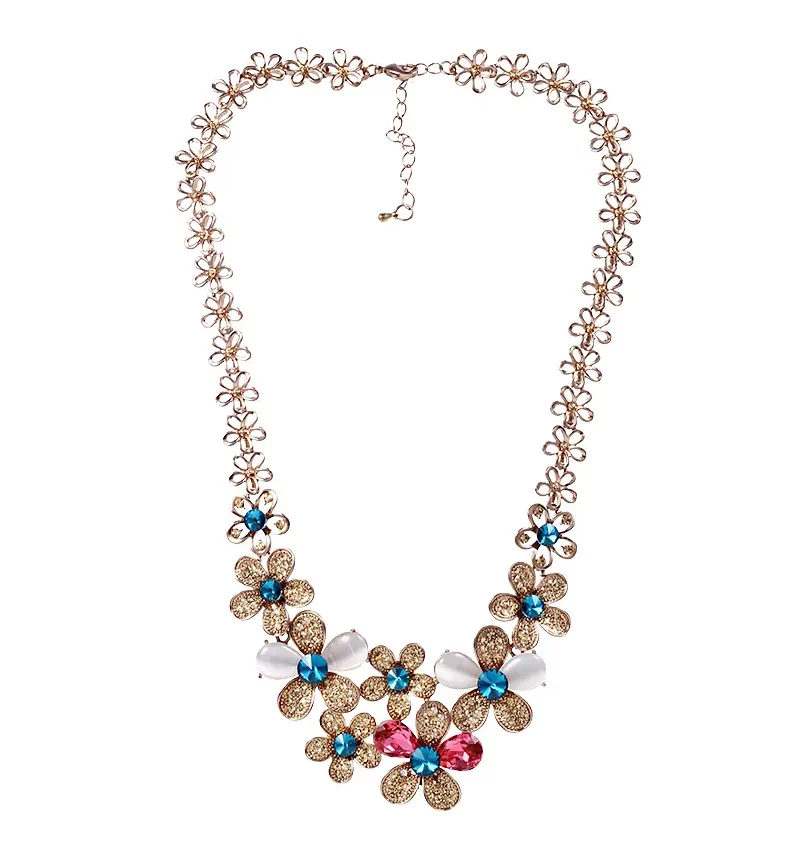 SAIVASS Stylish Necklace for Women – Minimalist Design