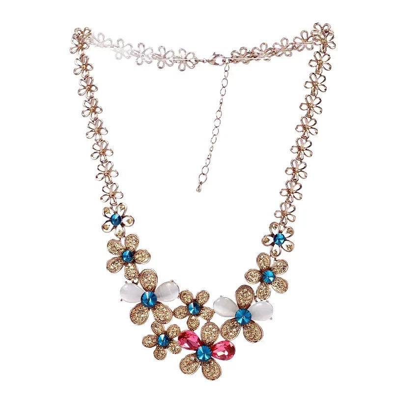 SAIVASS Stylish Necklace for Women – Minimalist Design