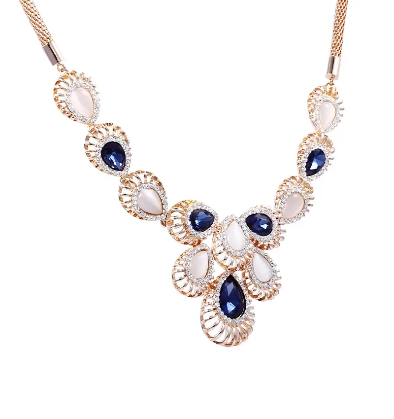 SAIVASS Vintage Necklace for Women – Classic Design
