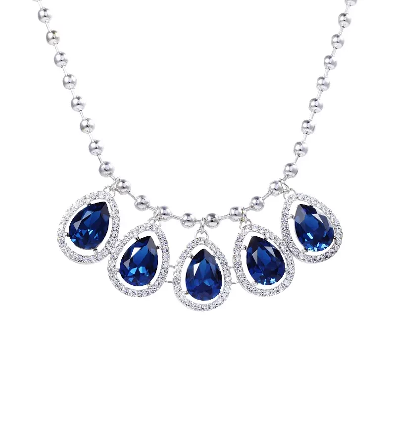 SAIVASS Stylish Necklace for Women – Minimalist Design