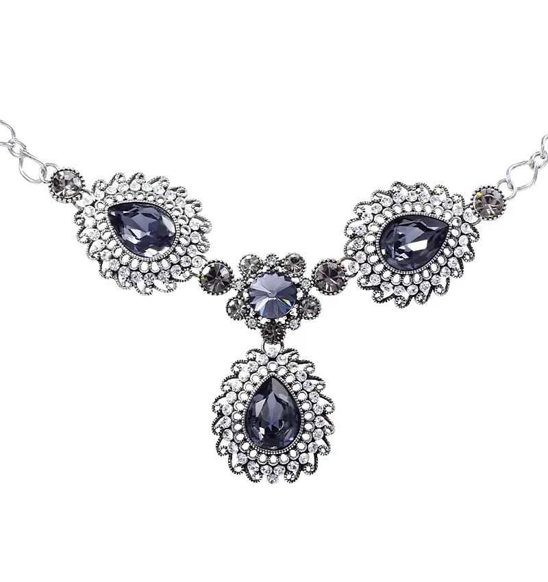 SAIVASS Vintage Necklace for Women – Classic Design