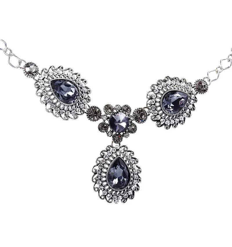SAIVASS Vintage Necklace for Women – Classic Design