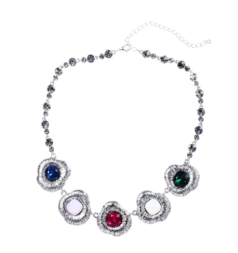 SAIVASS Stylish Necklace for Women – Minimalist Design