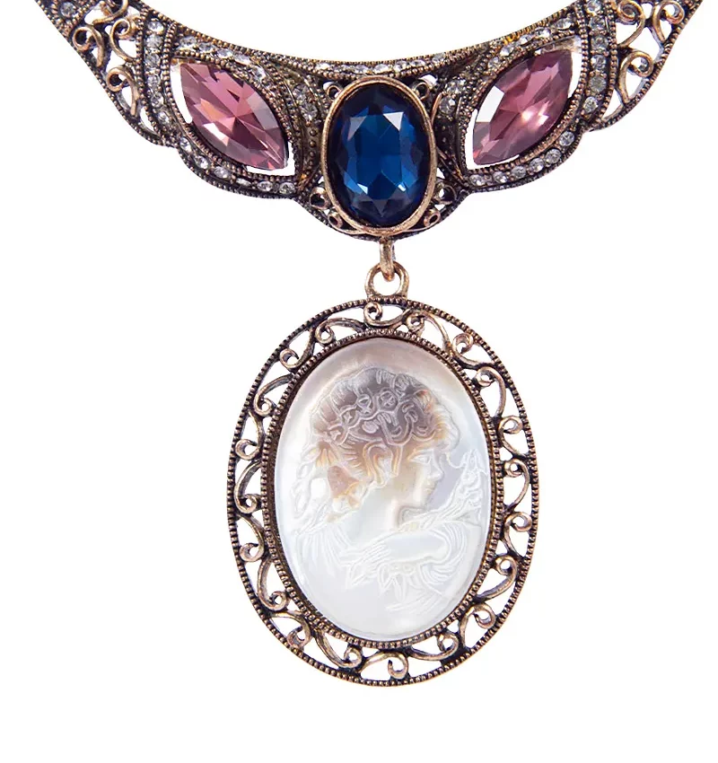 SAIVASS Vintage Necklace for Women – Classic Design