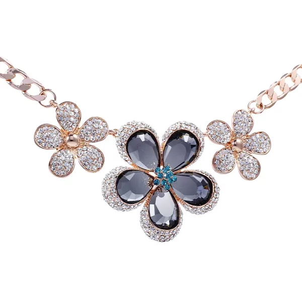 SAIVASS Stylish Necklace for Women – Minimalist Design