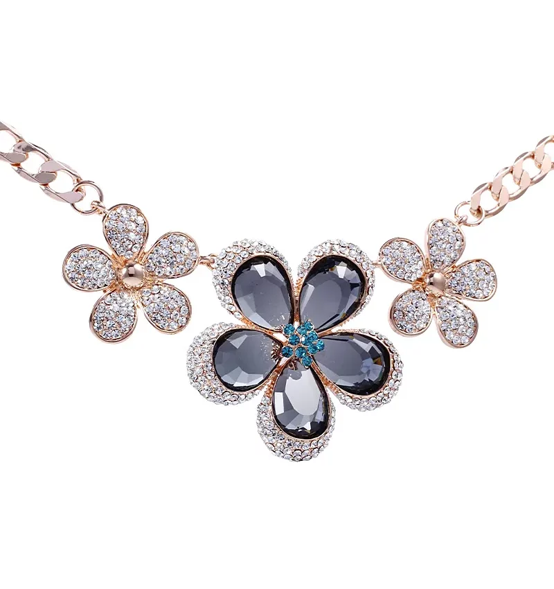 SAIVASS Stylish Necklace for Women – Minimalist Design