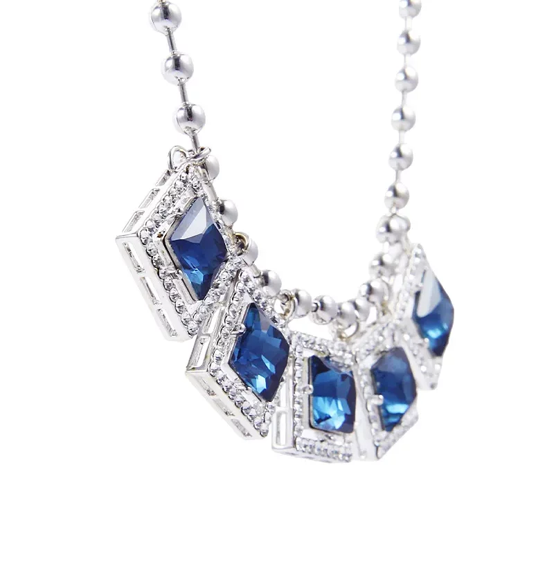 SAIVASS Stylish Necklace for Women – Minimalist Design