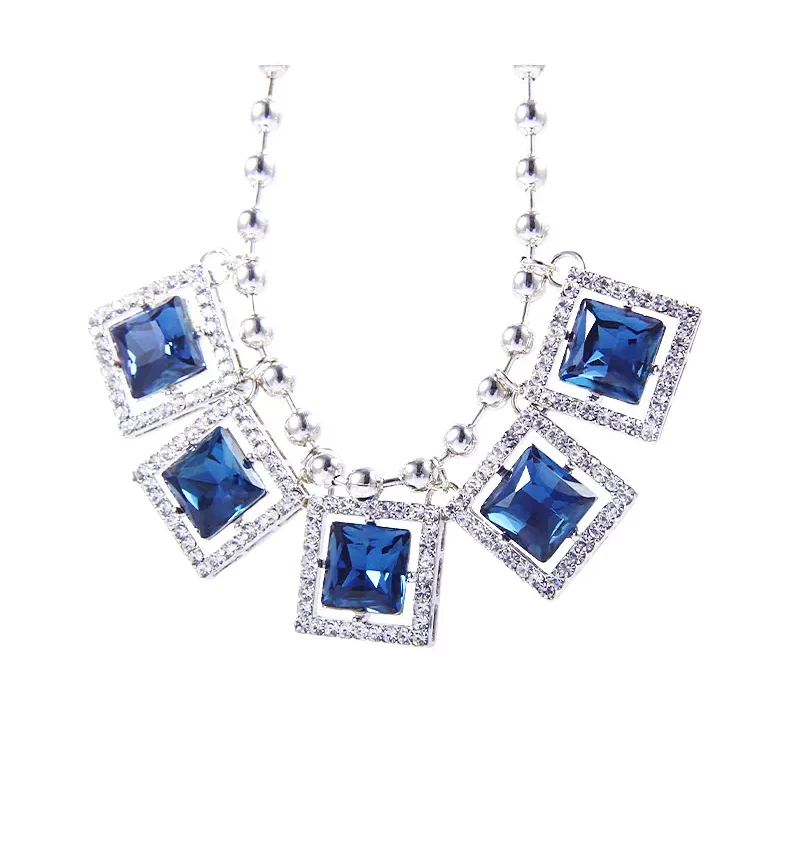 SAIVASS Stylish Necklace for Women – Minimalist Design