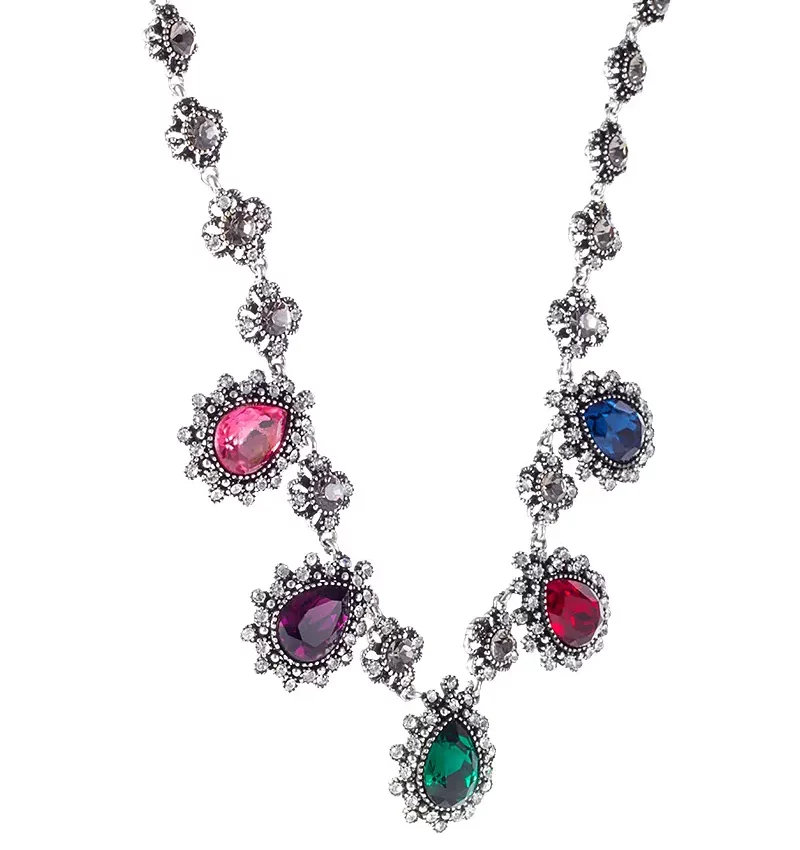 SAIVASS Vintage Necklace for Women – Classic Design