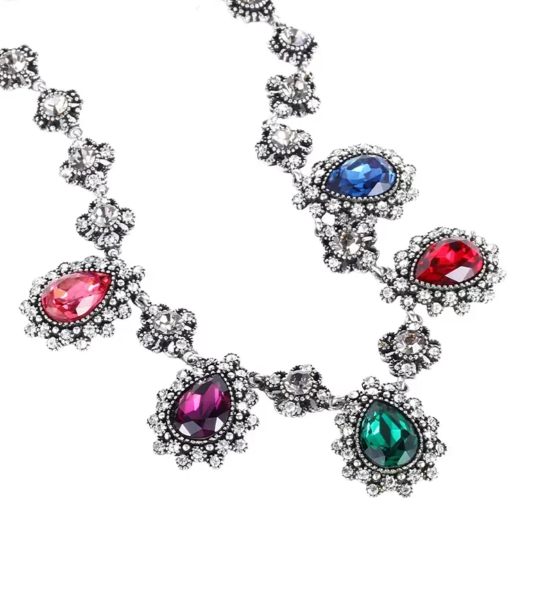 SAIVASS Vintage Necklace for Women – Classic Design