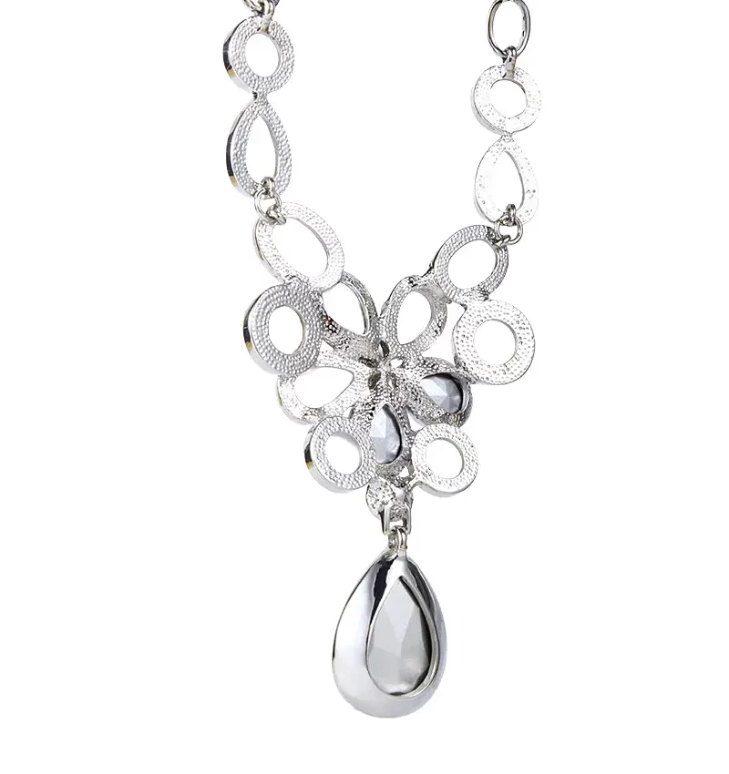 SAIVASS Elegant Necklace for Women – Fashion Jewelry