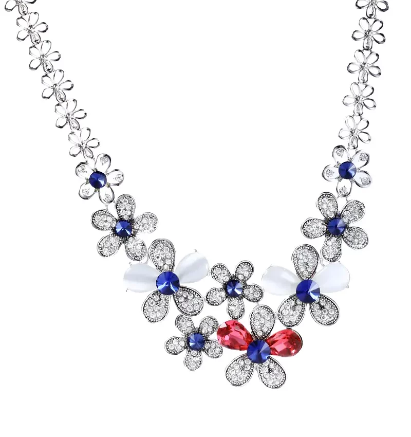 SAIVASS Stylish Necklace for Women – Minimalist Design