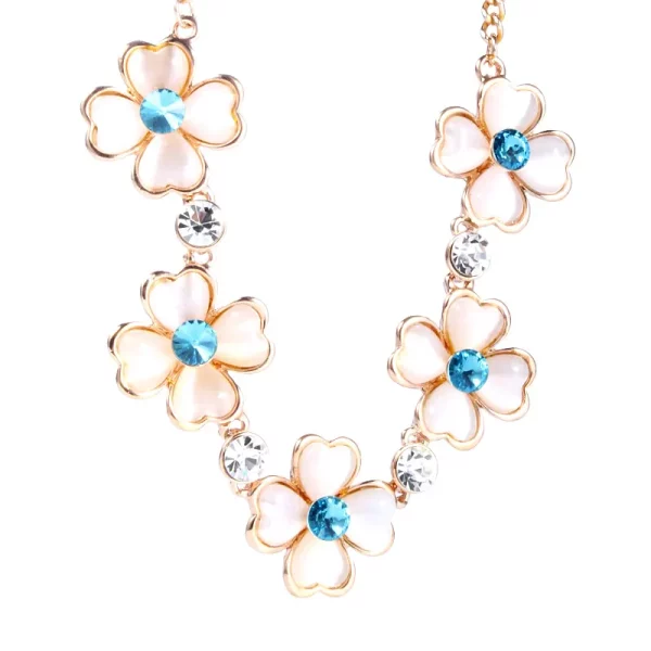 SAIVASS Stylish Necklace for Women – Minimalist Design